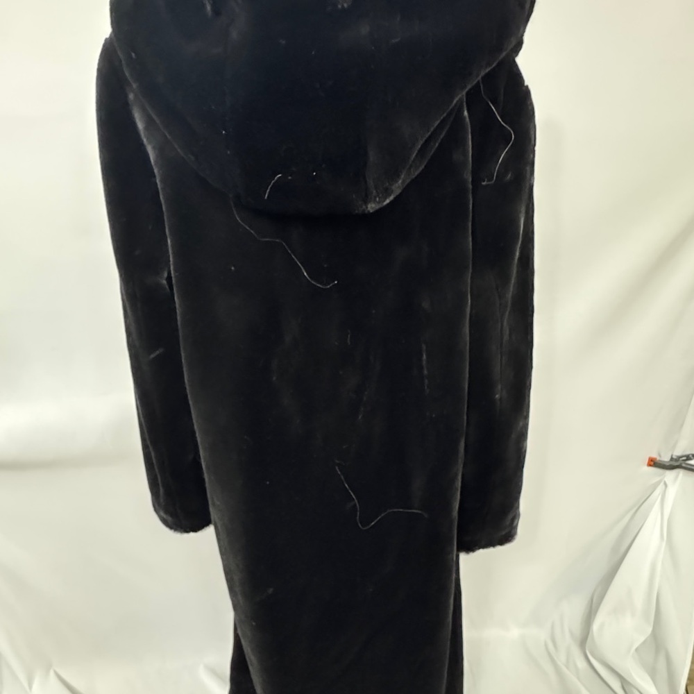 Luxurious Marvin Richards Black Faux Mink Fur Coat - Picture 4 of 13